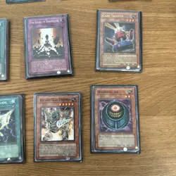 Yu-Gi-Oh cards collection 100x Holo RARE 1996 Set NO RESERVE! - Image 4