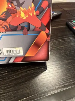 2017 Pokemon Incineroar GX Premium Collection Box 6 Pack Evolutions Sun & Moon - Image 5