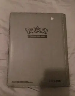 Ultra Pro Mewtwo 9-pocket Binder (360 Cards) Used Open Cover With Small Defects - Image 1
