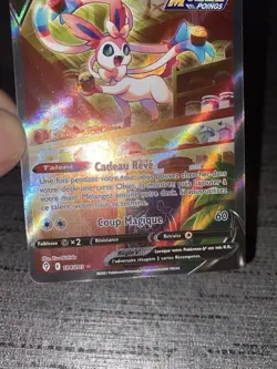 Carte Pokemon Nymphali V 184/203 Alternative Evolution Celeste Epee Et Bouclier - Image 4