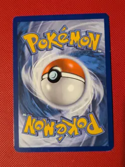 Pokemon TCG - Pikachu - RC29/RC32 Full Art - Radiant Collection Generations - Image 2