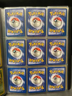 Jungle Set Complete Common and Uncommon 32 Pokemon Cards Bundle 1999 WOTC NM-LP - Image 4