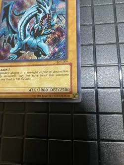 Yu-Gi-Oh Blue-Eyes White Dragon BPT-009 Collector's Tin “Crazy Heavy Holo Bleed” - Image 4