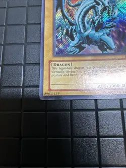 Yu-Gi-Oh Blue-Eyes White Dragon BPT-009 Collector's Tin “Crazy Heavy Holo Bleed” - Image 5