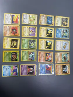 25 x Pokemon TCG Vintage 1st Edition fossil Holo Rare Vintage Poor Condition - Image 3