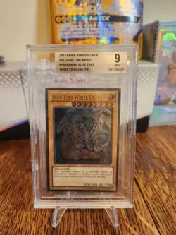 2013 Yugioh Blue Eyes White Dragon YSKR-EN001 Psa 9 - Image 1