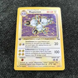 Pokemon TCG Magneton 1st Edition Unlimited Holo Rare Card Fossil 11/62 - Image 1