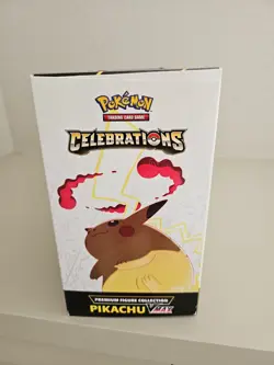 Pokemon TCG: Pikachu VMAX Celebrations Premium Figure Collection - SEE DESCRIP! - Image 4