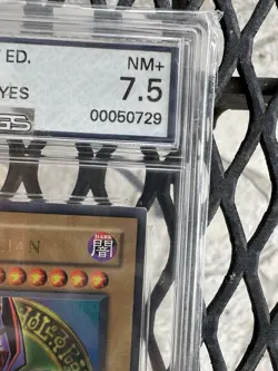 YuGiOh Dark Magician (LOB-005) 1st Edition US English AGS 7.5 - Image 3