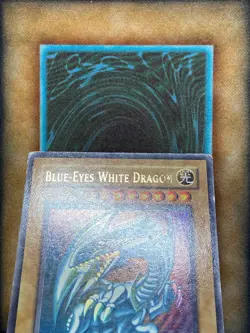 Yugioh Blue-Eyes White Dragon SDK-001 Ultra Rare 1ST EDITION MP - Image 2