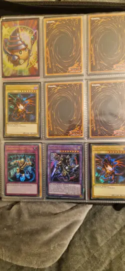 Yu-Gi-Oh Binder: SINGLES OR ENTIRE BUNDLE. - Image 1