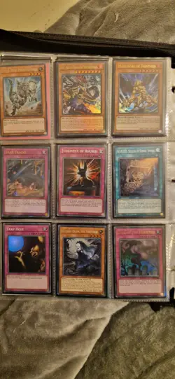 Yu-Gi-Oh Binder: SINGLES OR ENTIRE BUNDLE. - Image 3