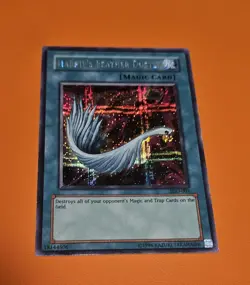 Yugioh Harpies Feather Duster SDD-003 Secret Rare - Image 1
