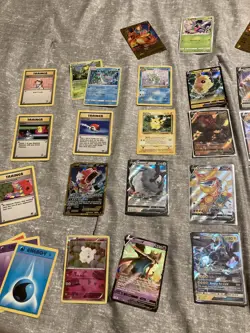 250 random pokemon cards, 30 GUARANTEED RARE CARDS, match table, binder, tin. - Image 2
