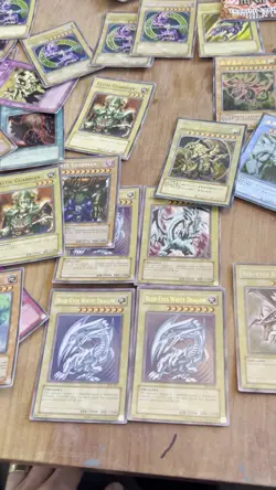 Yu-Gi-Oh Collection Lot (Vintage, 1st Ed, Blue Eyes, Dark Magician, Exodia, Etc) - Image 2