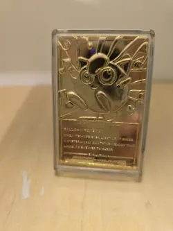 Pokemon Jigglypuff 23 Karat Gold Plated Trading Card with Ball Burger King - Image 3