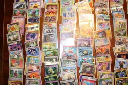 Large lot Pokemon cards, lots of shiny foil holo. 1300 total cards. 225 shiny - Image 4
