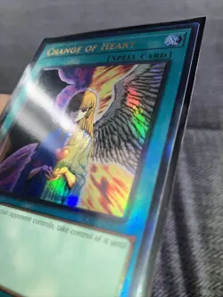 Yugioh Change Of Heart 25th Anniversary Ultra Prismatic Rare Ra01-en050 - Image 3