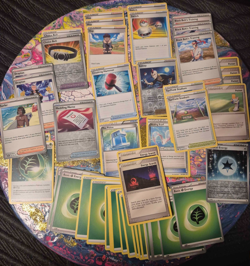 Prebuilt Pokemon Deck- Grass Type. Feat: Venasaur, Beedrill, Leafeon, & Dhelmise - Image 2