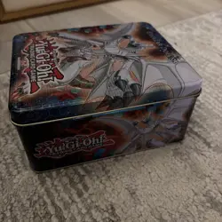 Yu-Gi-Oh Evolzar Dolkka 2012 collectable tin W/ About 300+ Cards - Image 2