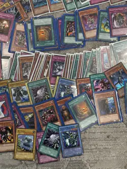 300-400 huge yugioh card lot Blue Eyes White, Dark Magician, Used, Lot + Tin - Image 5