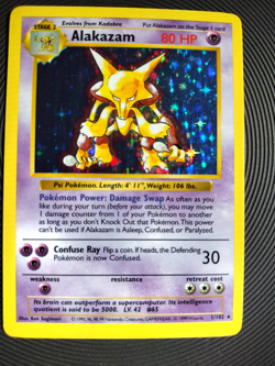 Alakazam Base Set Shadowless Holo Rare 1/102 Pokemon Card NM/LP WOTC Vintage - Image 1