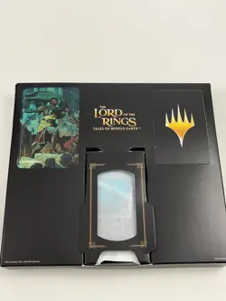 Magic The Gathering Lord of The Rings Aragorn At Helm's Deep Scene Box - Open - Image 3