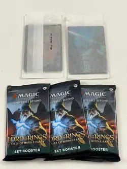 Magic The Gathering Lord of The Rings Aragorn At Helm's Deep Scene Box - Open - Image 4