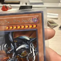Yu-Gi-Oh Red-Eyes Black Metal Dragon FMR-001 Prismatic Secret Rare Near Mint - Image 3