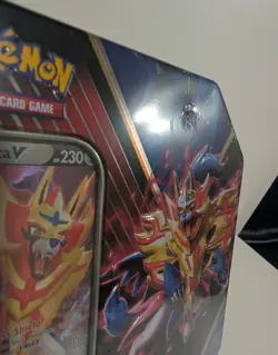 Pokemon TCG Legends of Galar Tin Zamazenta V 2020 NEW. Read Description. - Image 5