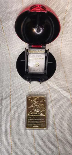 Pokemon Burger King Gold-Plated Card Mewtwo #150 Pokeball Card with box and cert - Image 3