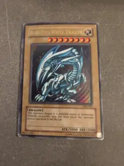Blue-Eyes White Dragon - SDK-001 - Ultra rare - Unlimited - HP - Image 1