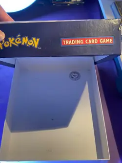 Played/Damaged Empty 1999 WOTC Pokemon Trading Card Game Starter Gift Box - Image 4