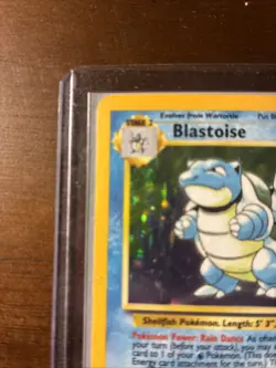 Pokemon TCG Blastoise Base Set Holofoil 2/102 - Image 2