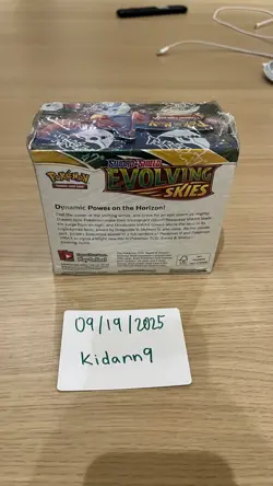 Pokemon Sword & Shield Evolving Skies Booster Box FACTORY SEALED with Small Tear - Image 5