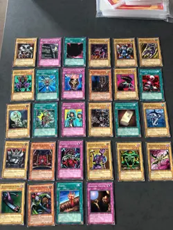 Huge Yugioh Card Collection Lot Vintage Modern Holo Rare 128 Cards - Image 3