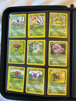 Pokemon Cards with Binder and Great Condition Collection. - Image 2
