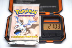 21.03g Pokemon 1st Edition Fossil Booster Pack Factory Sealed Aerodactyl WOTC - Image 1