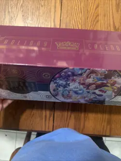 Pokemon TCG 2025 Holiday Advent Calendar (6 Packs, 6 Promos, 7 Fun Packs) NEW! - Image 4
