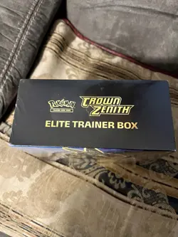 Pokemon TCG: Crown Zenith Elite Trainer Box - ETB Factory Sealed NEW - Image 2