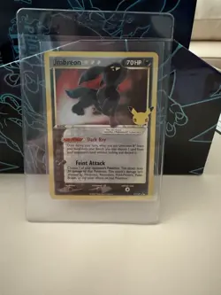 Pokemon TCG Umbreon Gold Star 17/17 Celebrations Classic Collection - Image 1