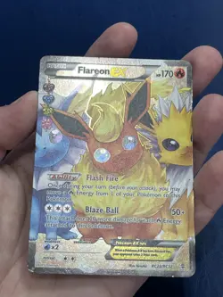 Flareon Ex RC28/RC32 Generations Pokemon Card MP - Image 3