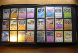 HUGE POKEMON BINDER WITH 912 HOLO CARDS - collection lot - EX V full - Image 5