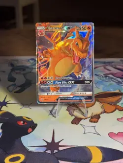 Pokemon TCG Charizard GX SM211 Hidden Fates Black Star Promo NM/M - Image 1