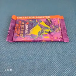 Magic: The Gathering - Midnight Hunt Collector booster pack x 1 New & Sealed - Image 3