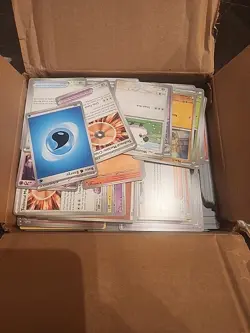 2000+ Pokemon Card Bulk lot! Holo/Reverse/Common/Uncommon/ & More - Image 1