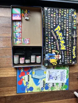 Pokemon Master Trainer Boardgame Complete Rare - Image 1
