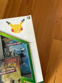 Pokemon TCG 2016 Red & Blue Collection Venusaur Ex 20th Anniversary Sealed Box - Image 3