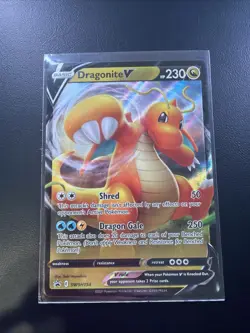 Dragonite V SWSH154 SWSH: Sword & Shield Promo Cards Holo NM - Image 1
