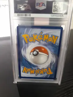 2023 Pokemon Mew en Charmander Illustration Rare Card #168 PSA 8 - Image 2